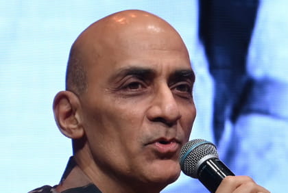 Rakesh Anand Bakshi (son of Anand Bakshi)